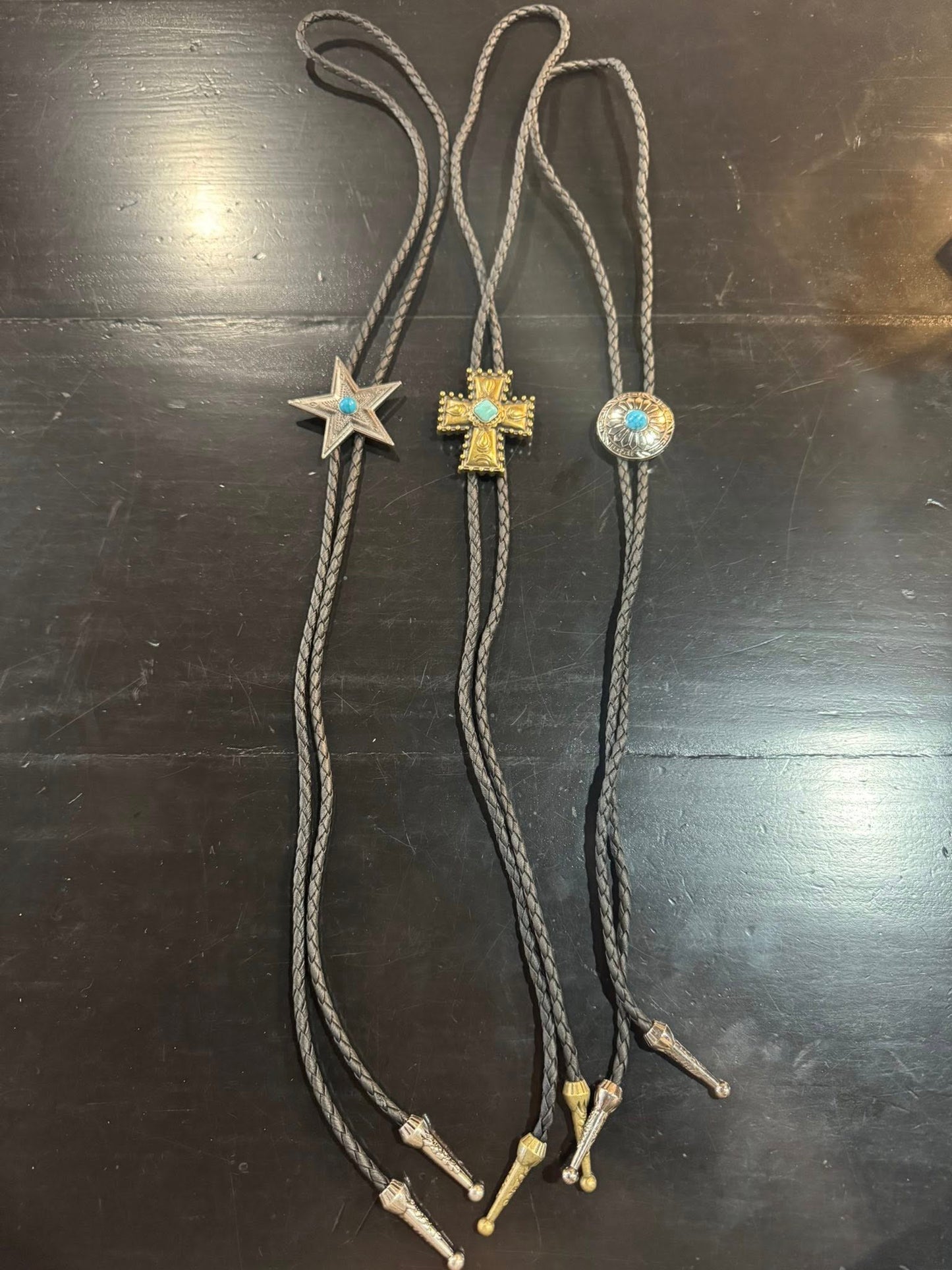 Bolo Tie Round