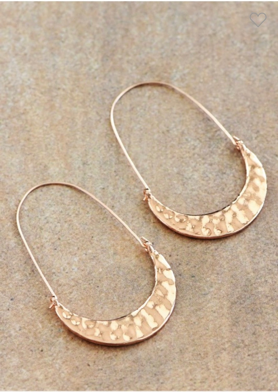 Hammered hoop earring