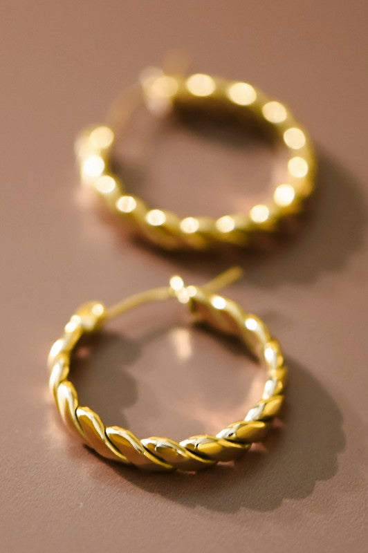 Dainty Hoops