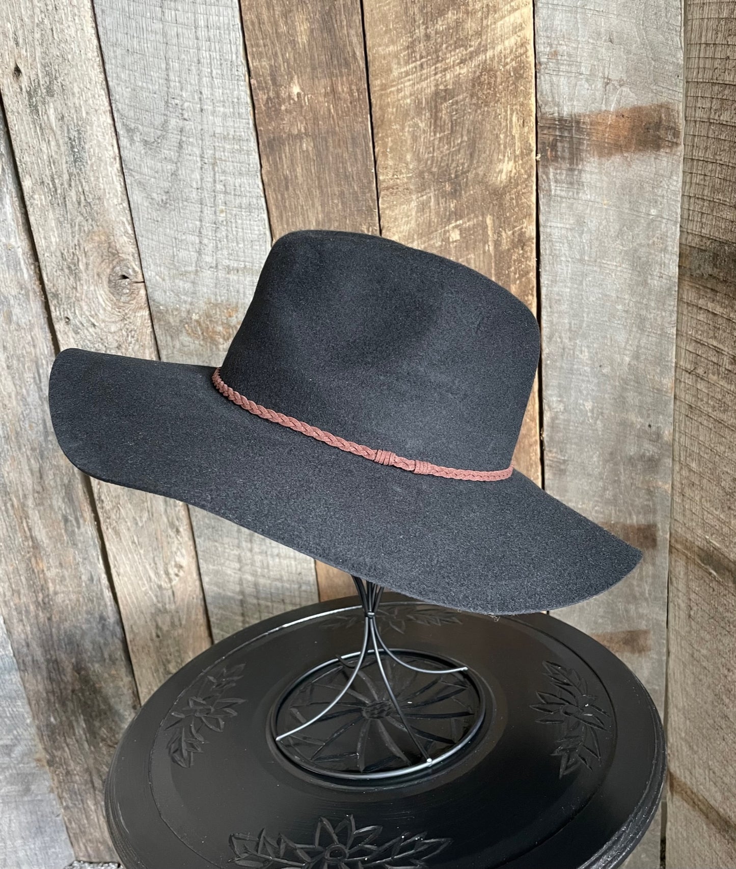 Wide Brim Wool hat black