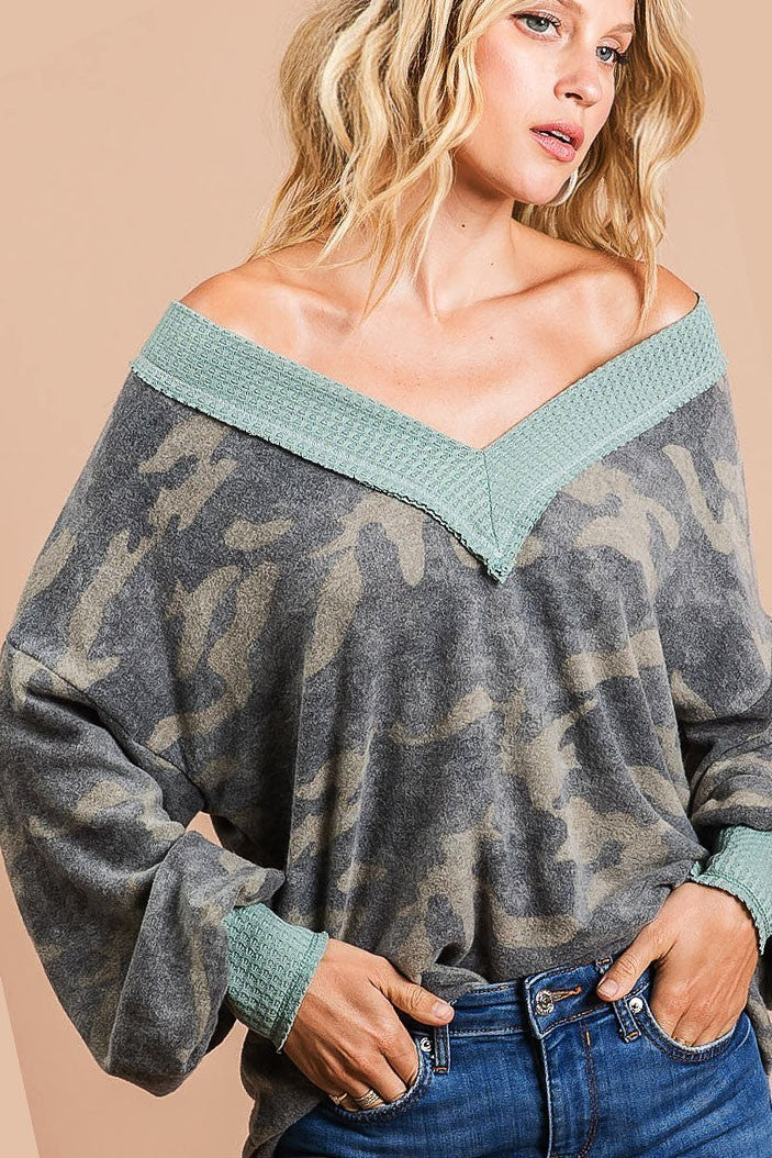 Fleece Camo V-Neck