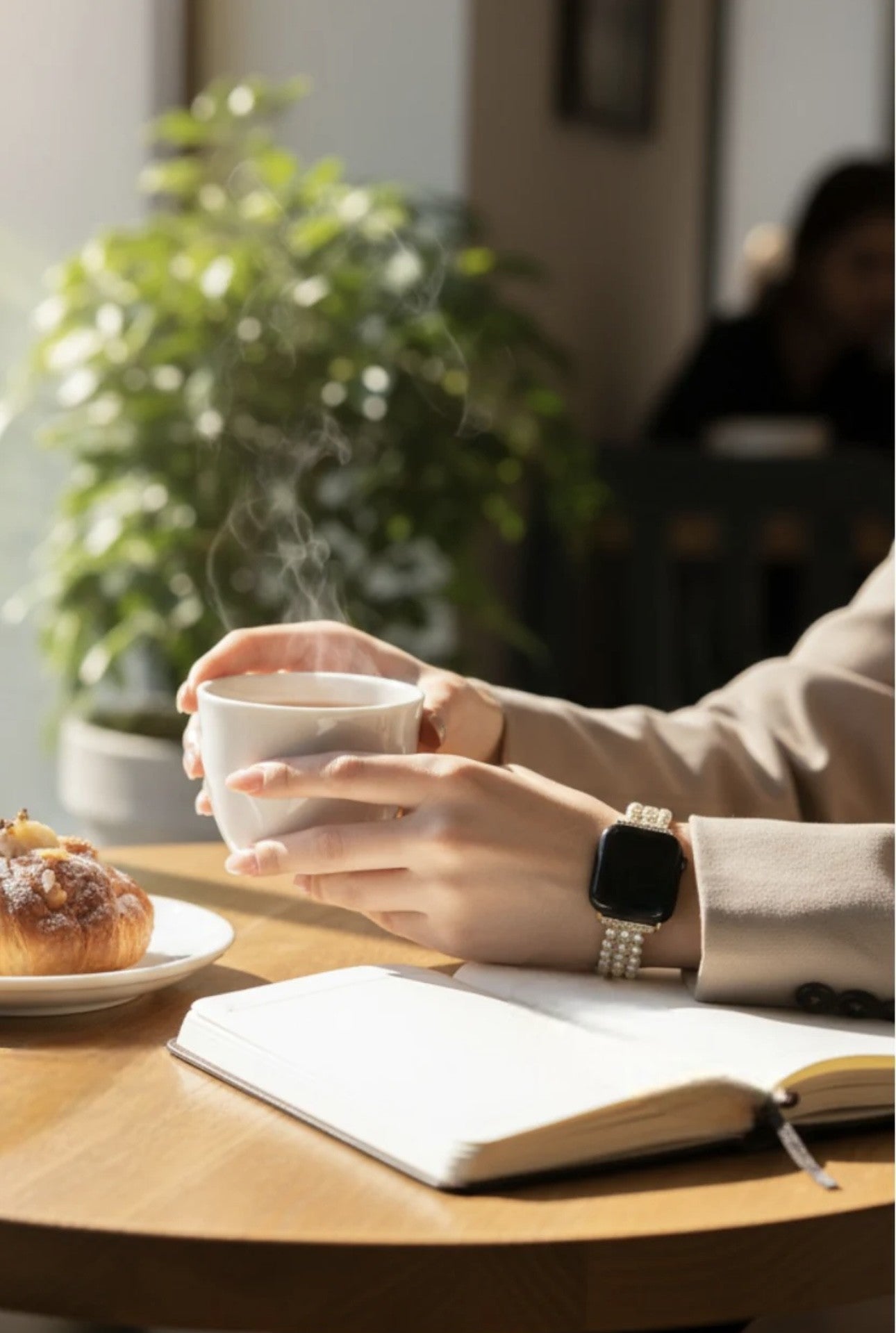 Pearl and Rhinestone Apple Band