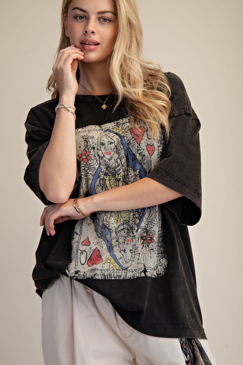 Queen of Hearts Top
