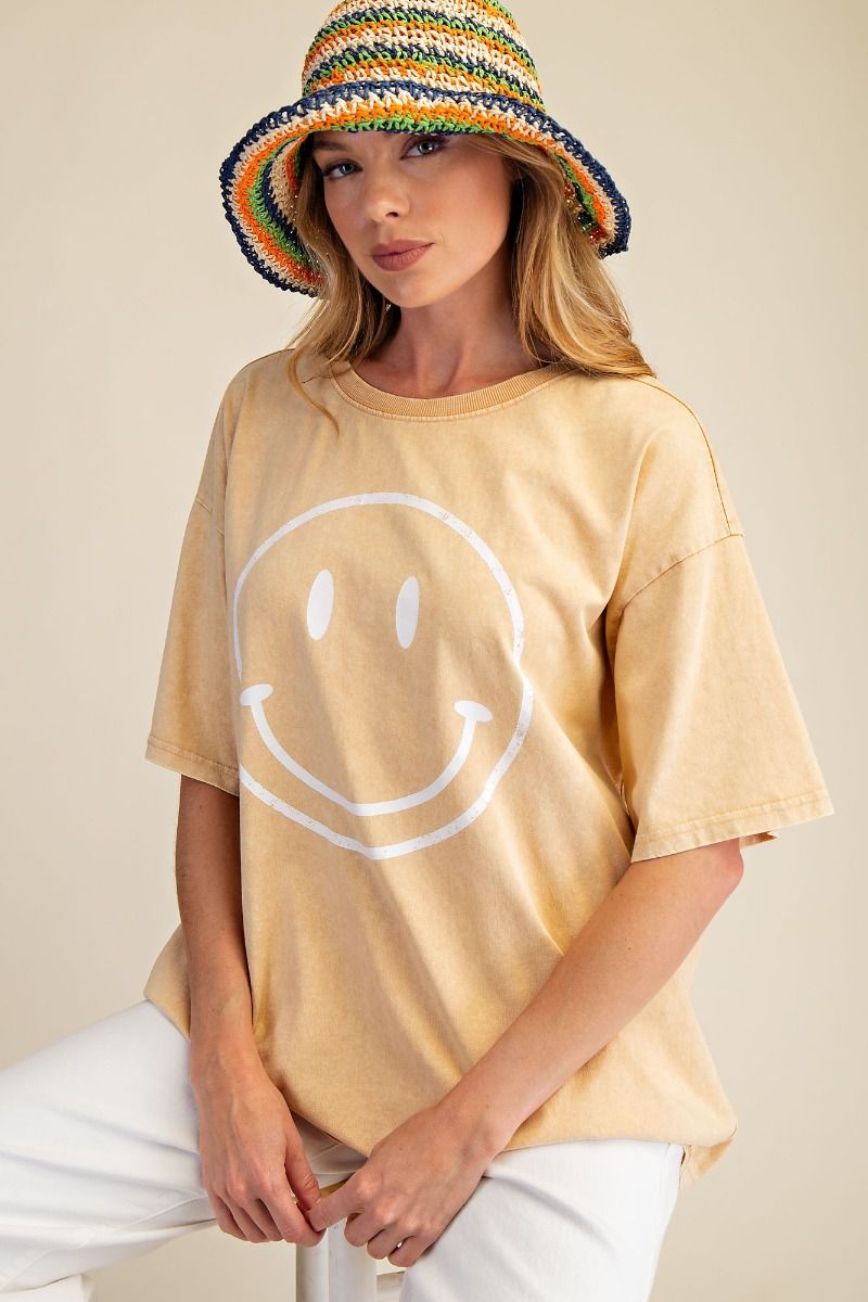 Smiley Tee Almond