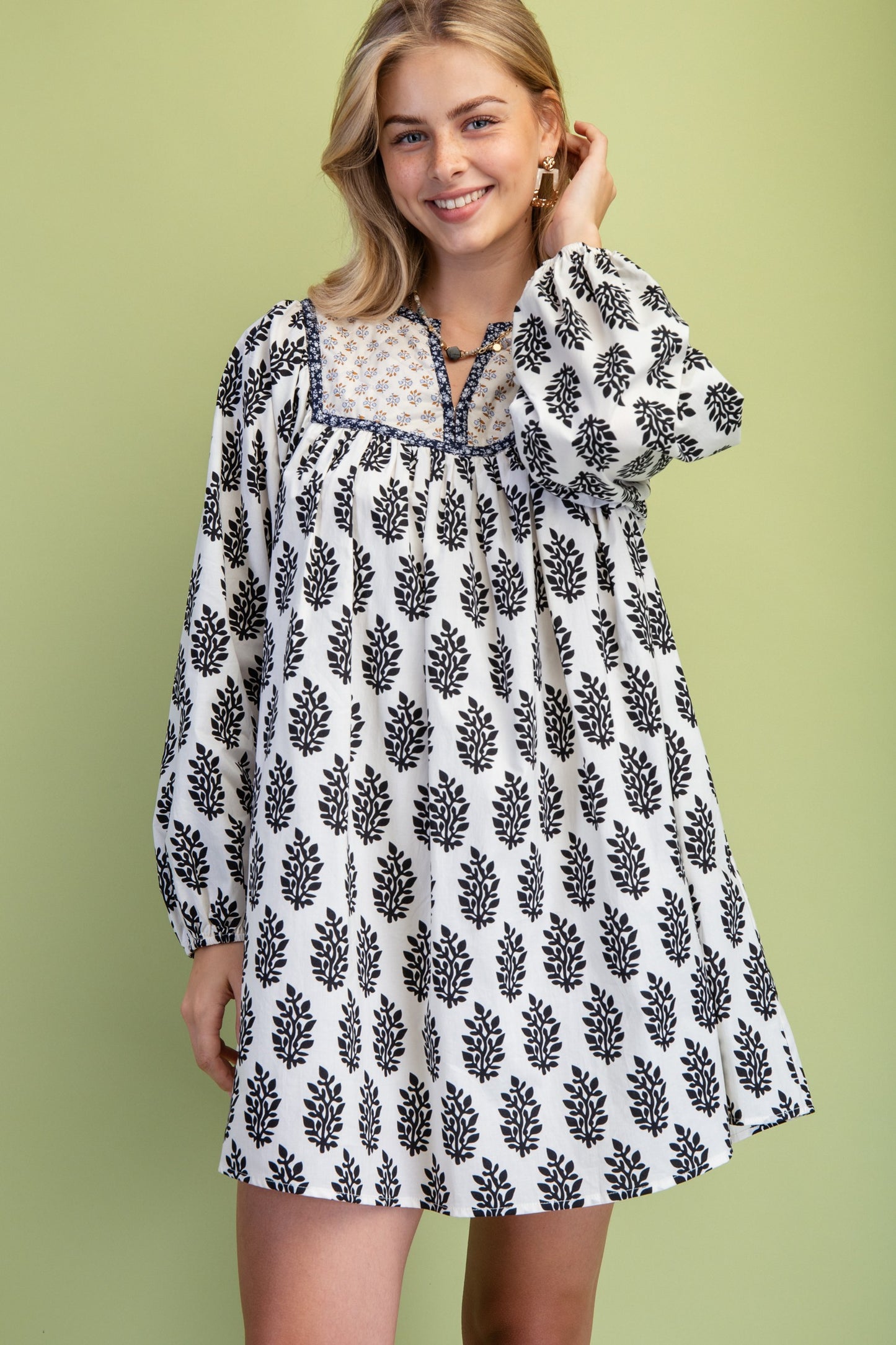 Contrast fabric dress