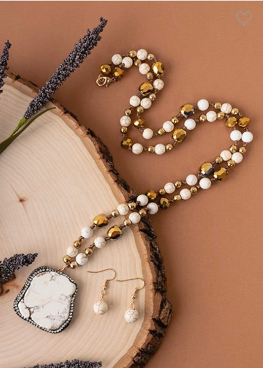 Natural stone necklace and earring set Ivory